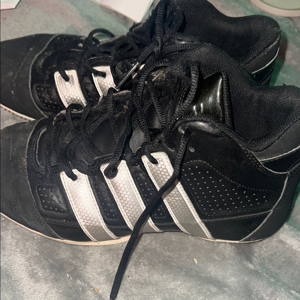 Adidas Men's Black and White Sneakers